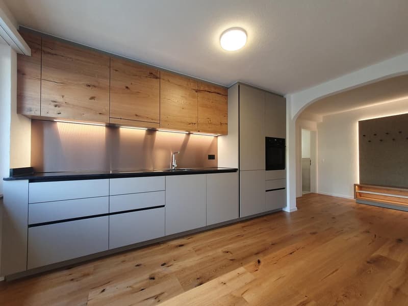 Modern ausgebaute Wohnung an ruhiger Wohnlage (1)