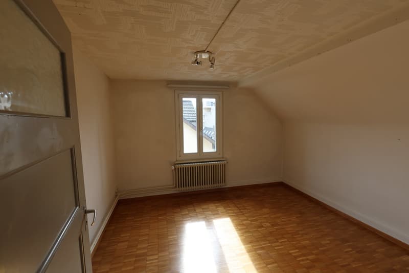 Charming two-family house with versatile usage possibilities (14)