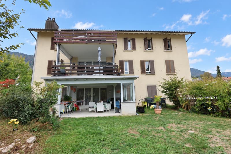Charmante 5.5-Zimmer-Wohnung mit Balkon in Grenchen (2)