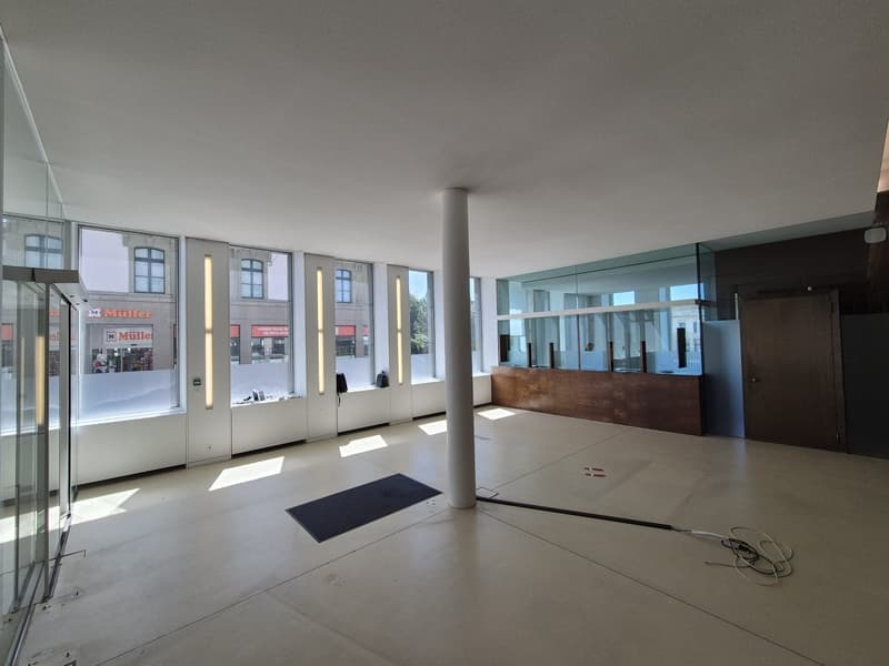 Spazio commerciale attraente in una posizione centrale di alta qualità a Zofingen (3)