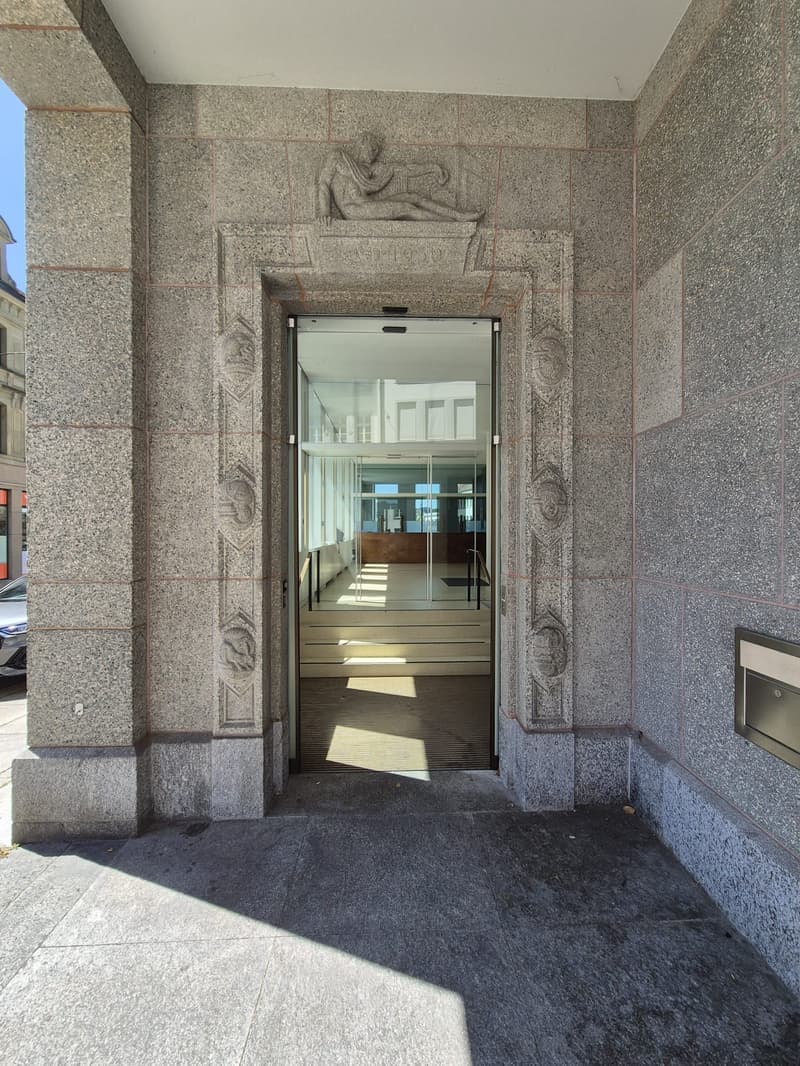 Attractive commercial space in the best central location in Zofingen (6)