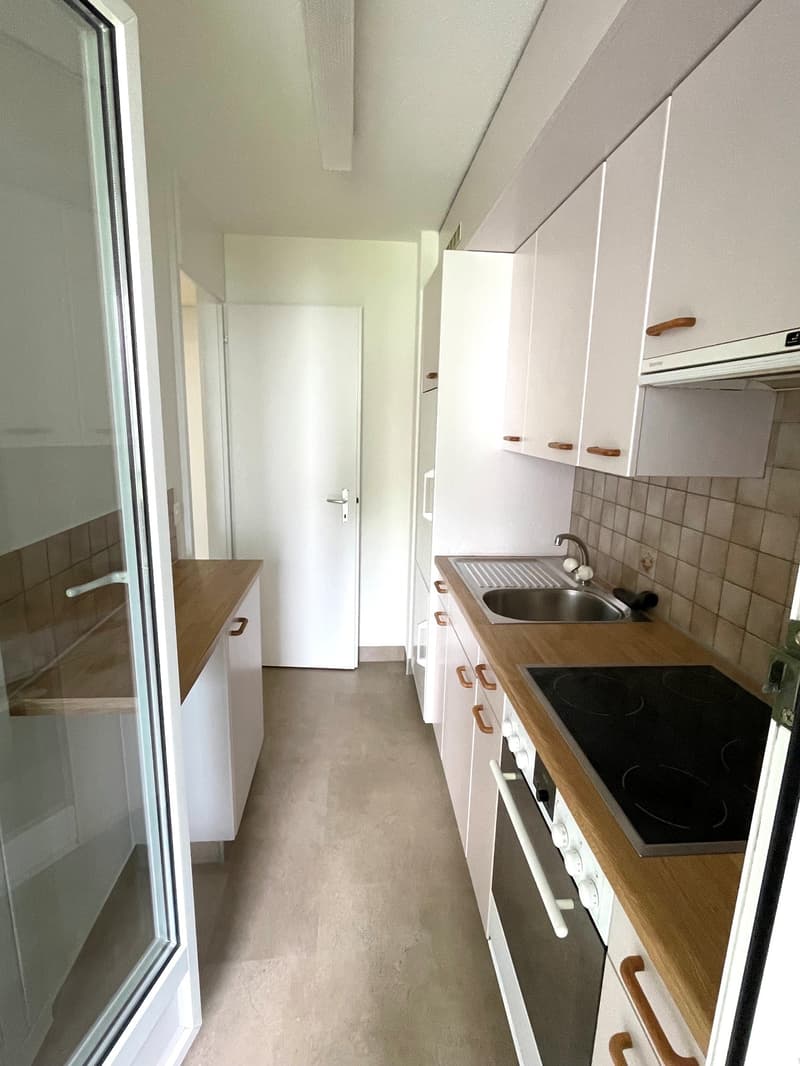 Appartement confortable de 3,5 pièces dans un quartier résidentiel calme (3)