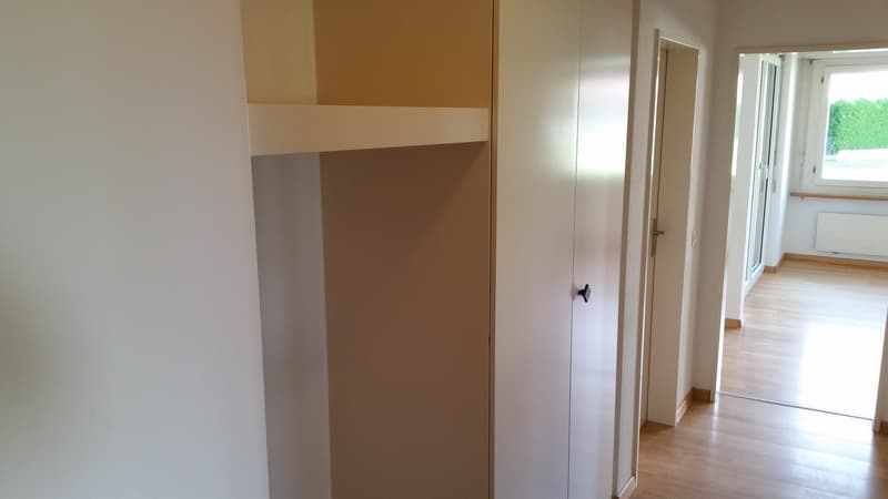 Korridor mit Einbauschränken