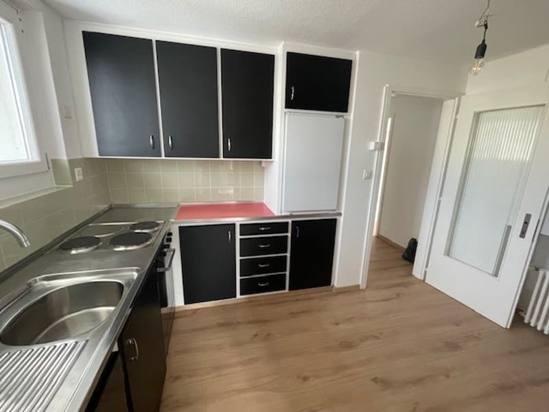 Charmante 4-Zimmerwohnung mit sensantioneller Terrasse und Aussicht (5)