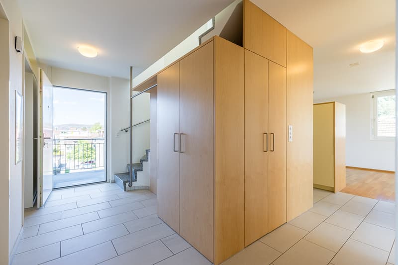 Exlusive 4.5-Zimmer-Maisonett-Wohnung an zentraler Lage in Lenzburg (5)