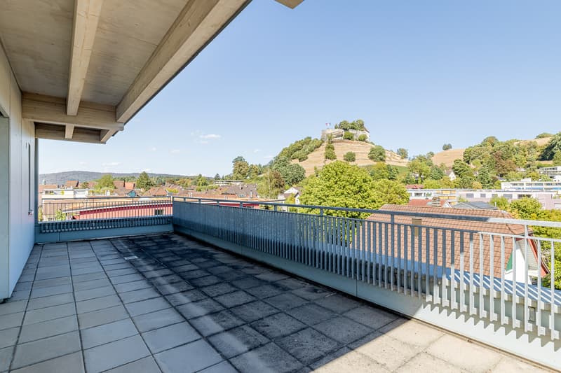 Exlusive 4.5-Zimmer-Maisonett-Wohnung an zentraler Lage in Lenzburg (2)