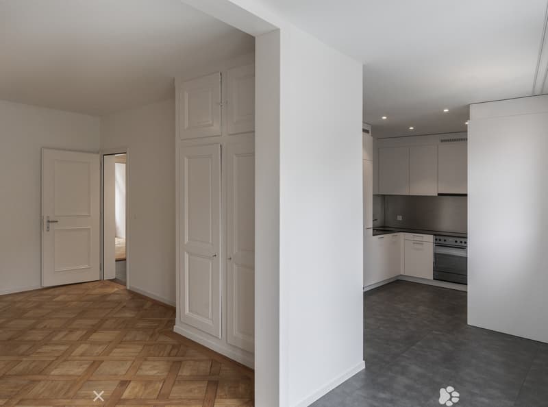 in zentraler Lage 3.5-Zimmer-Wohnung im 1. OG (2)