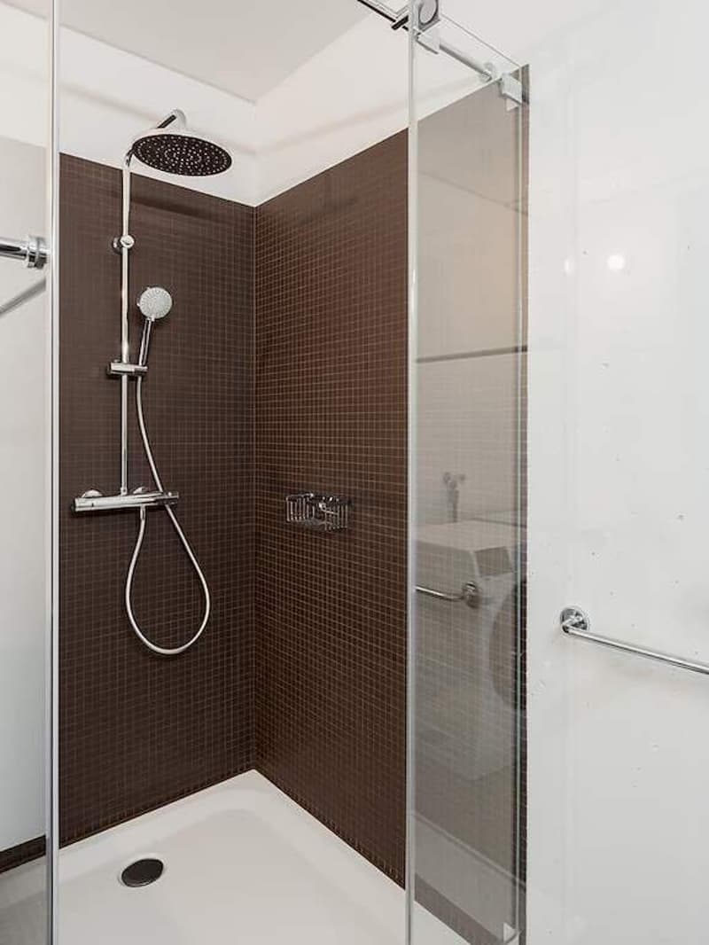 Bad/ WC