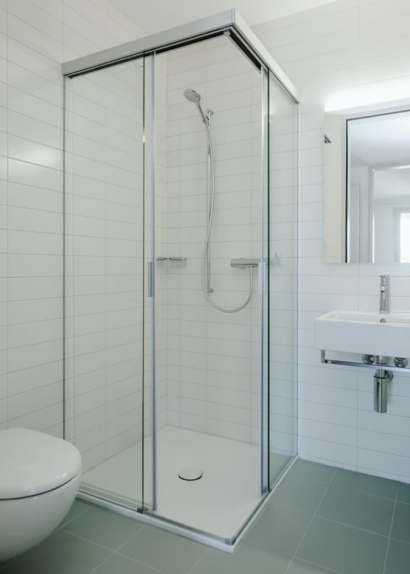 Dusche/WC (Musterbild)