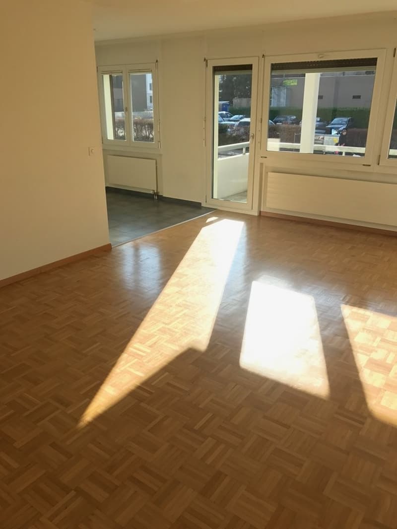 Wohnzimmer (Musterbild)