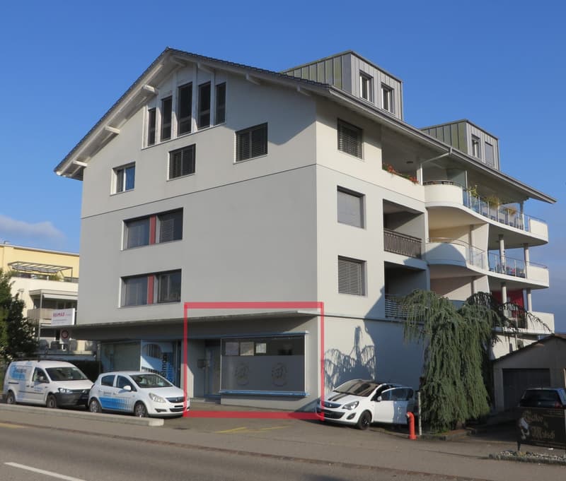 Ladenlokal zentral entlang der Hauptstrasse (1)