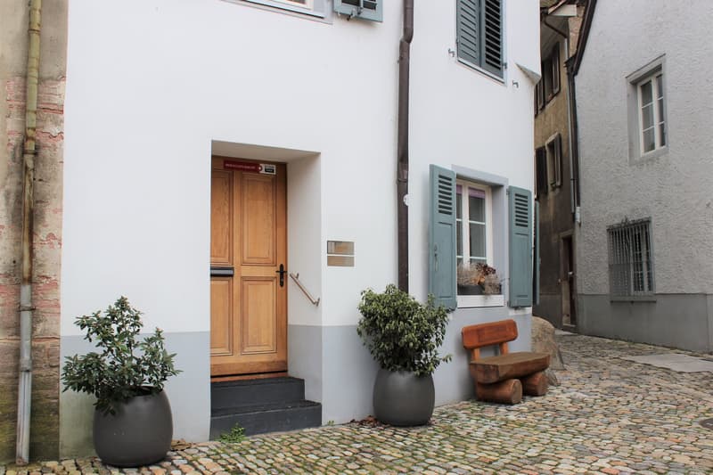 High-quality office/practice space in the old town! (1)