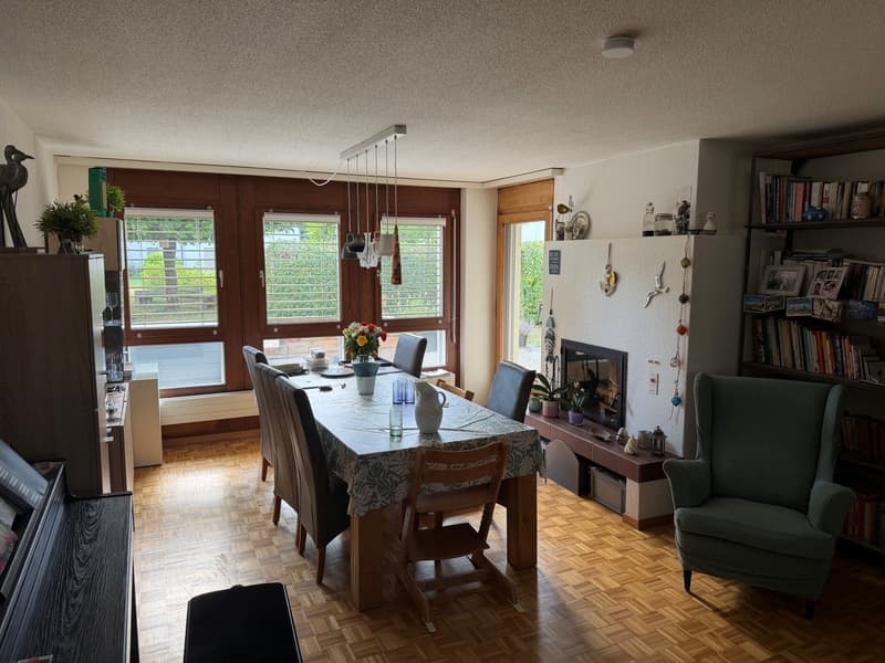 Appartamento 5.5 locali adatto alle famiglie con terrazza giardino a Zuchwil (5)