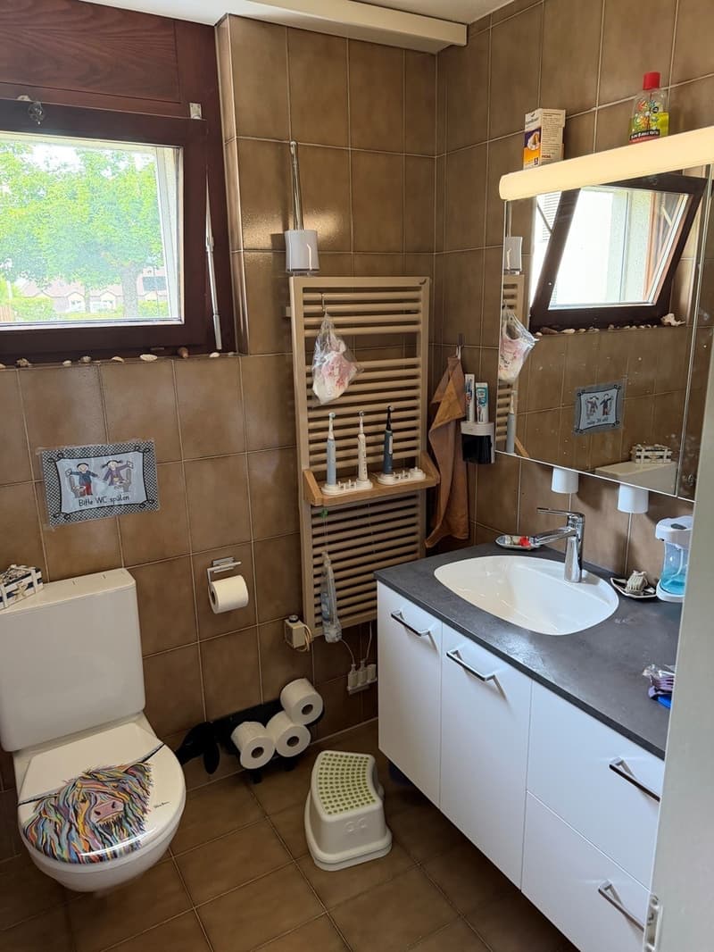 Appartamento 5.5 locali adatto alle famiglie con terrazza giardino a Zuchwil (10)