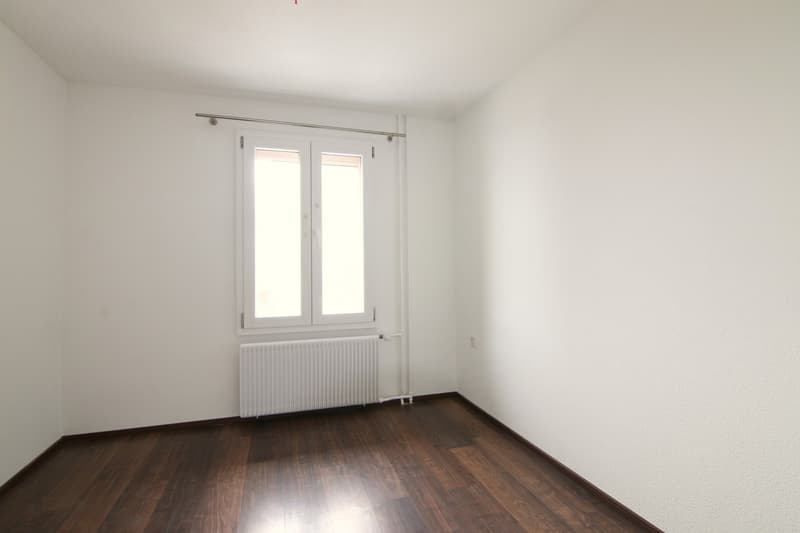 Helle 3.5-Zimmerwohnung im 1. Obergeschoss (7)