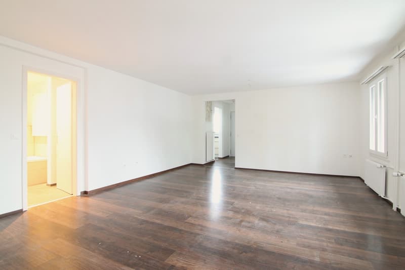 Helle 3.5-Zimmerwohnung im 1. Obergeschoss (5)