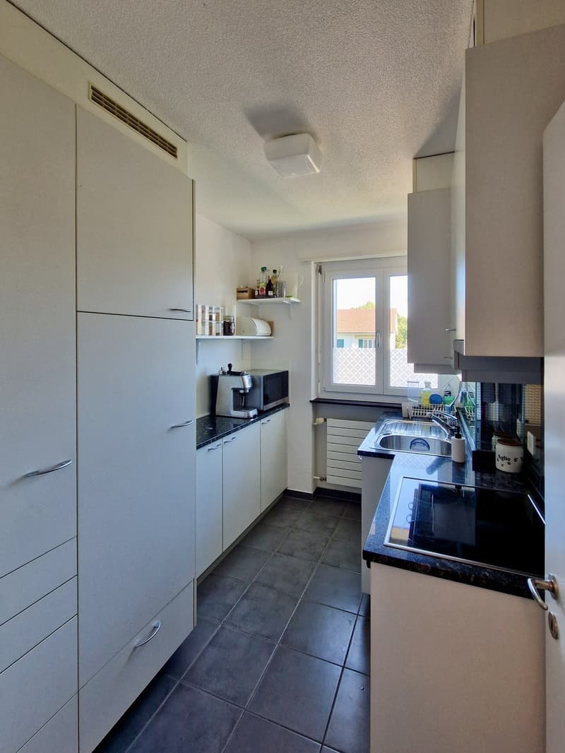 Helle 3.5-Zimmerwohnung am Stadtrand (5)