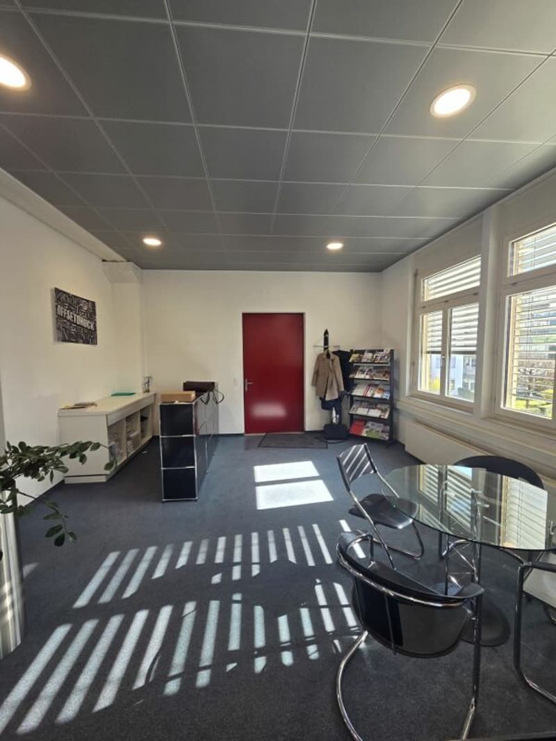 Espace commercial près de la gare (3)