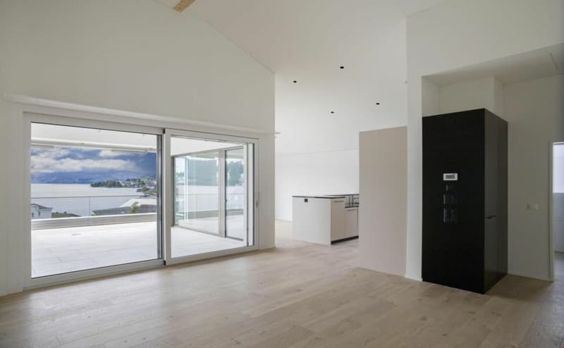 Wohnzimmer zu Küche