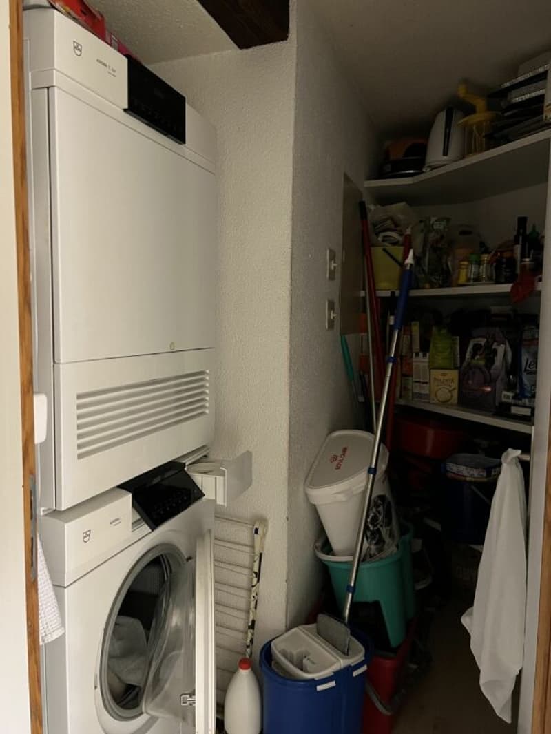 Reduit bei Küche
