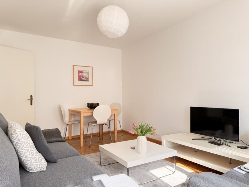 SCH301C livingroom