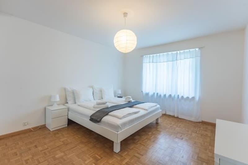 SCH301E bedroom 1