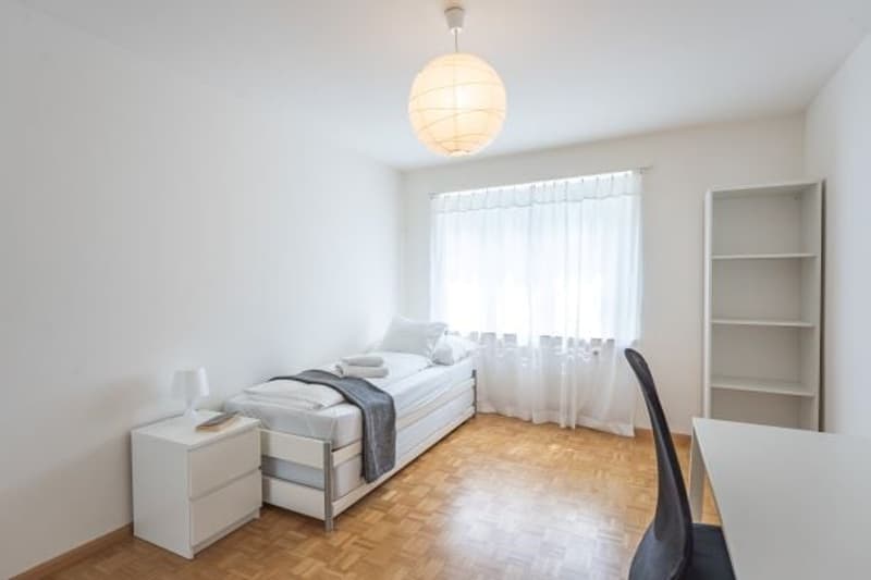 SCH301E bedroom 2