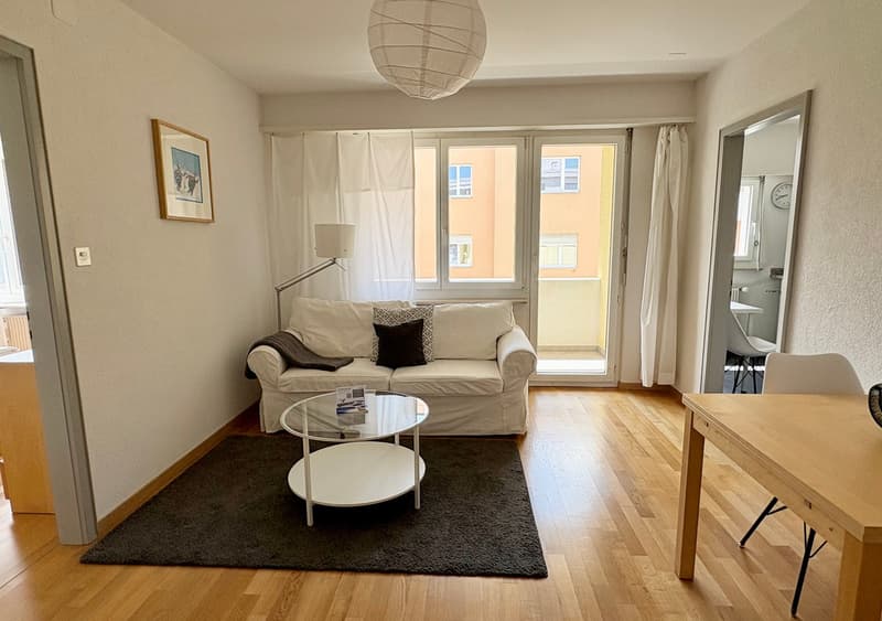 Lovely 2 room apartment with balcony (5)