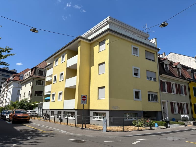 Lovely 2 room apartment with balcony (18)