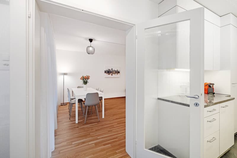 Lovely three room apartment in popular Gundeli (5)