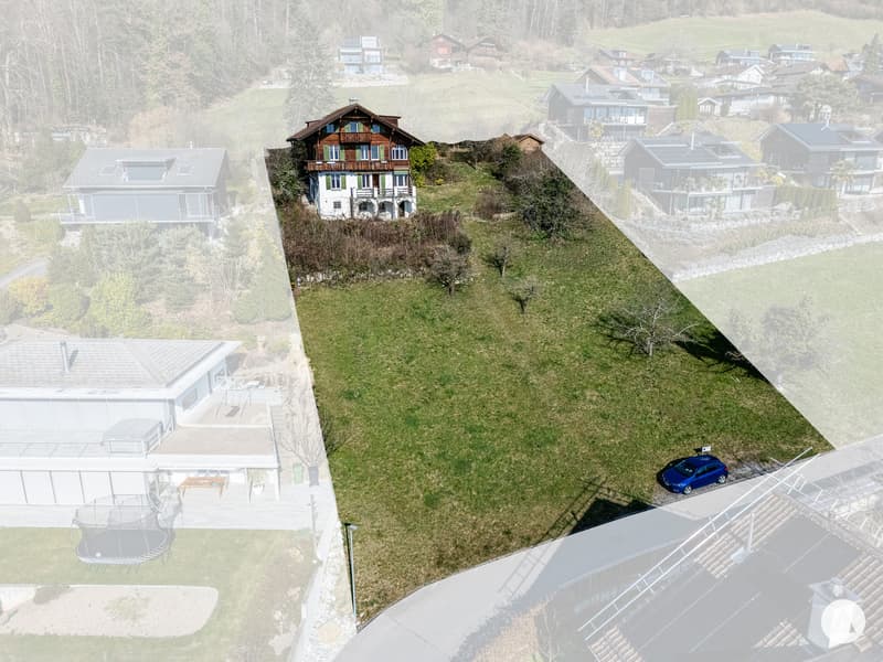 Land plot with chalet: potential for new living ideas (2)