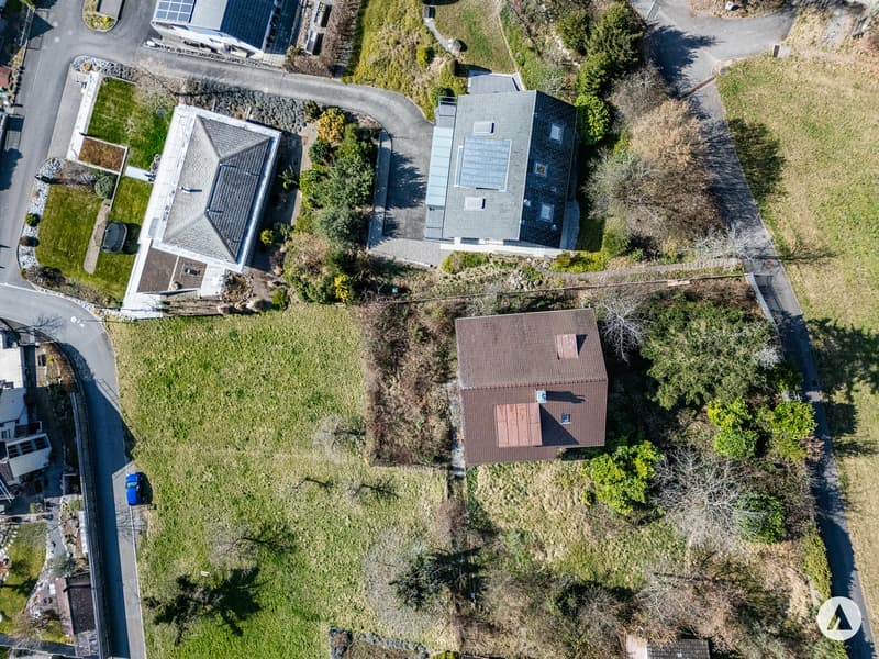Land plot(s) with potential for new residential ideas (9)