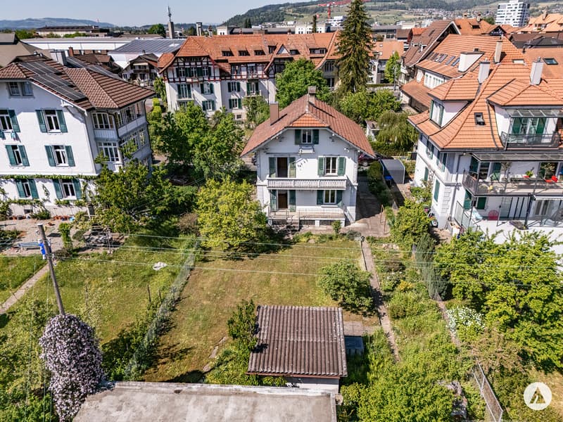 Pretty house in a central location (2)