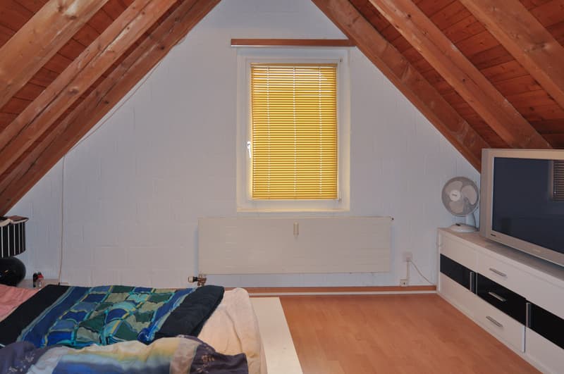 R22, Objekt 6 Dachzimmer