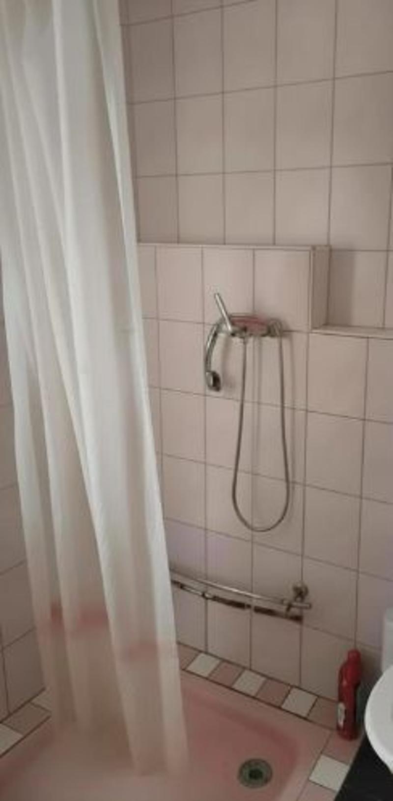 Nasszelle mit Dusche