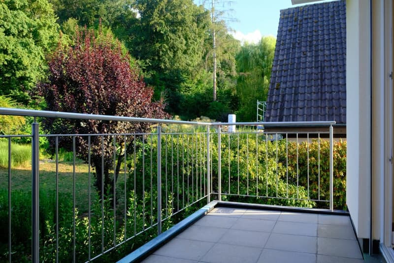 Charming 2.5-room apartment with a view of the greenery in Aesch BL (10)