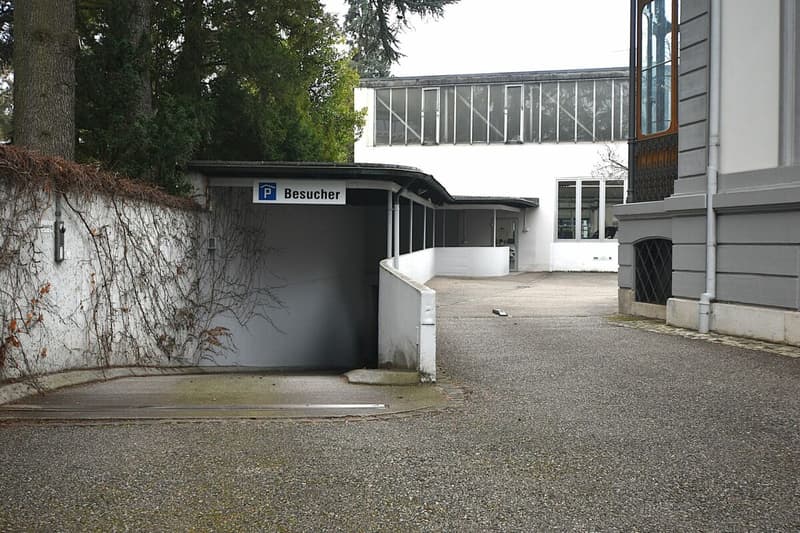 Einstellhallenparkplatz nähe Aeschenplatz zu vermieten (5)