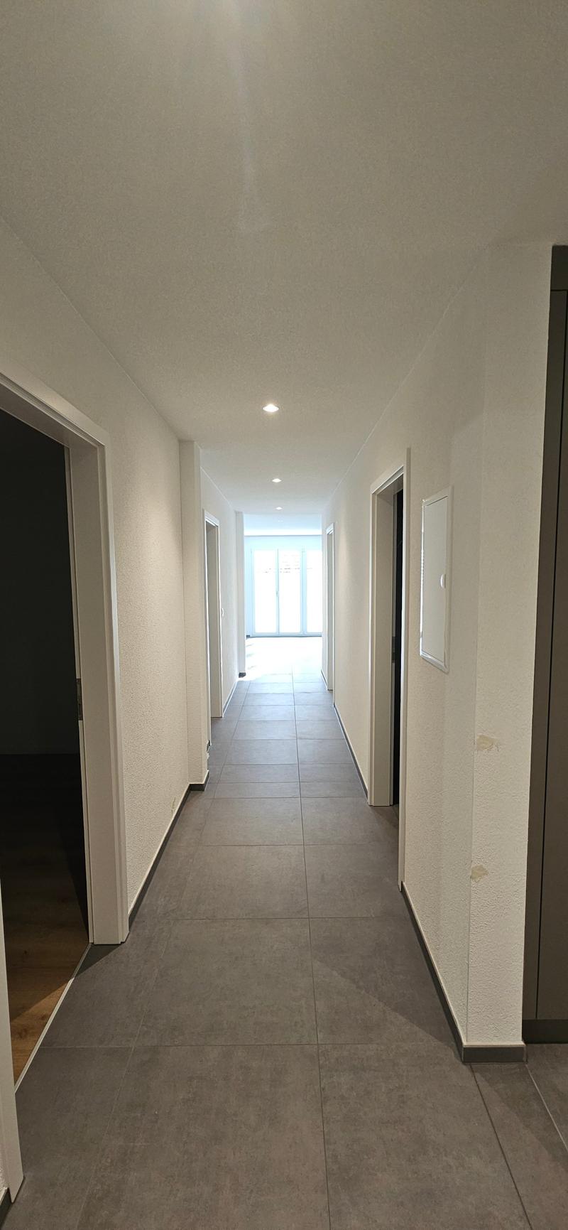 Appartement moderne de 4,5 pièces au 1er étage dans un quartier calme à Lommiswil - Première location (21)