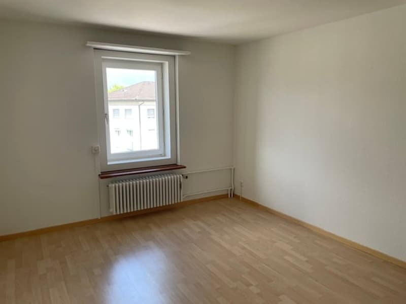Appartamento di 3 locali luminoso in posizione centrale a Zuchwil – disponibile immediatamente! (6)
