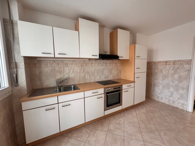 Charmant appartement 2 pièces avec balcon à Bâle (8)