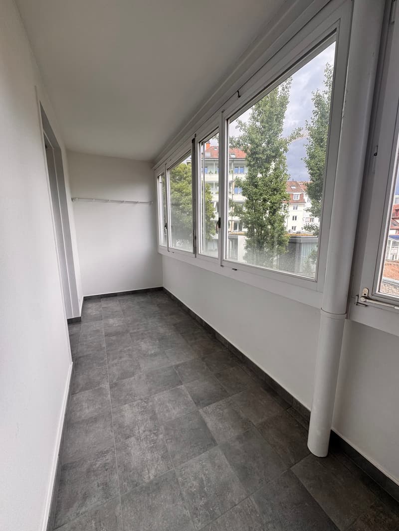 Charmant appartement 2 pièces avec balcon à Bâle (5)