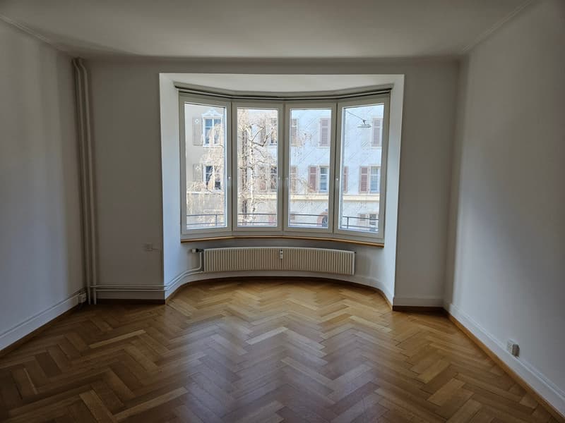 Charmant appartement 2 pièces avec balcon à Bâle (3)