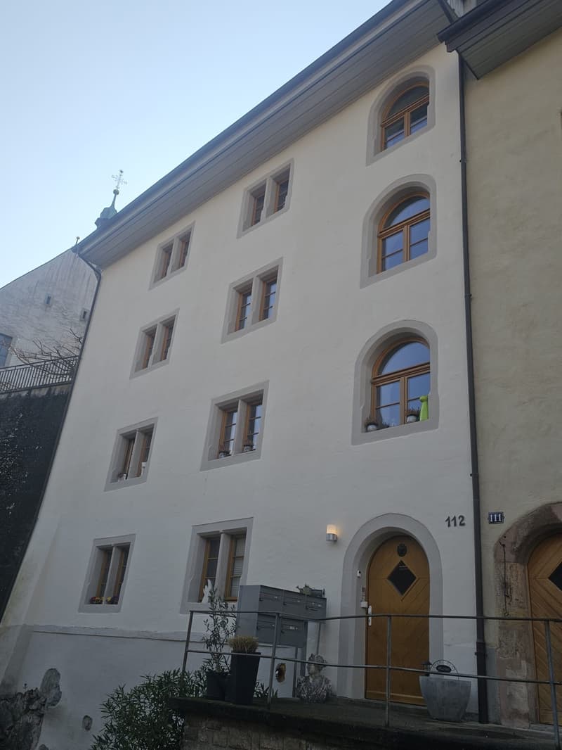 Appartamento di 3,5 locali in mansarda con vista - Vivere nella città storica di Laufenburg (13)