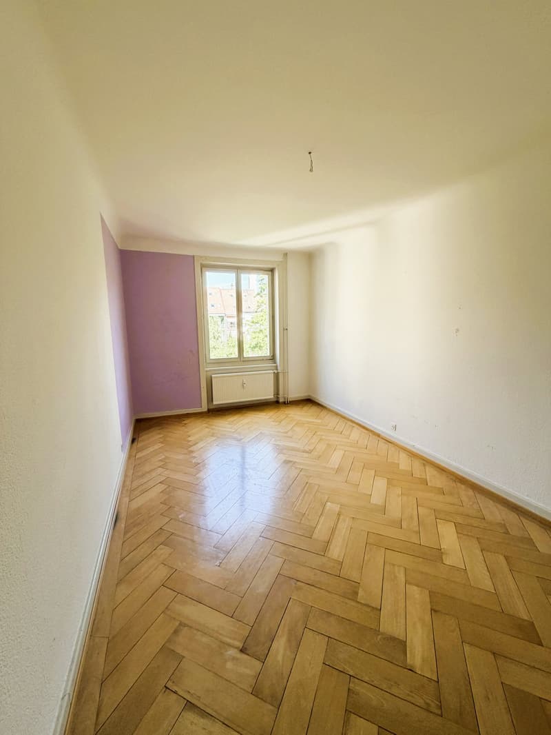 Charmant appartement 4 pièces dans un immeuble ancien avec balcon à Basel St. Johann (9)