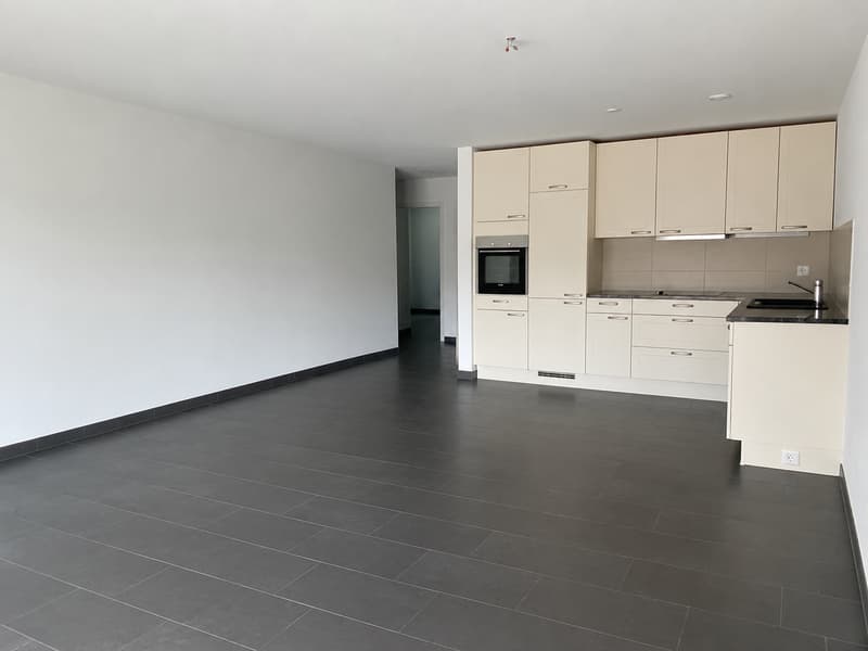 Beautiful 3.5-room apartment with large, covered balcony (7)