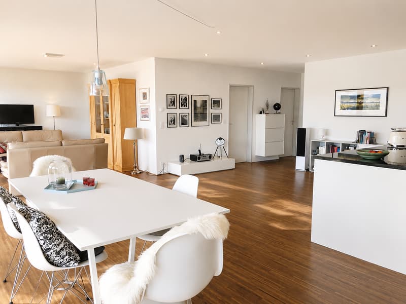 Appartement exclusif 3.5 pièces avec vue panoramique et garage double avec station de recharge E (6)