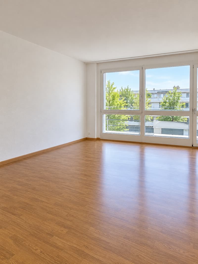 Helle 4.5-Zimmer-Wohnung mit Balkon in Riehen (2)