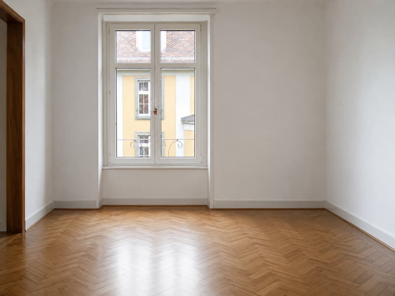 Schöne, sonnige, renovierte 3.5-Zimmer-Altbauwohnung im Baumgartnerhaus (8)