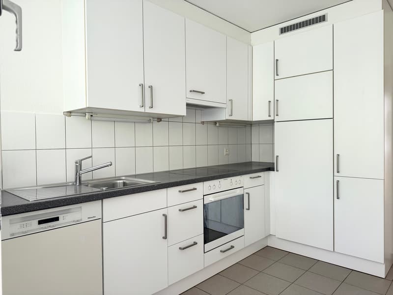 Charmante 3-Zimmer-Wohnung in Basel-Kleinhüningen (1)