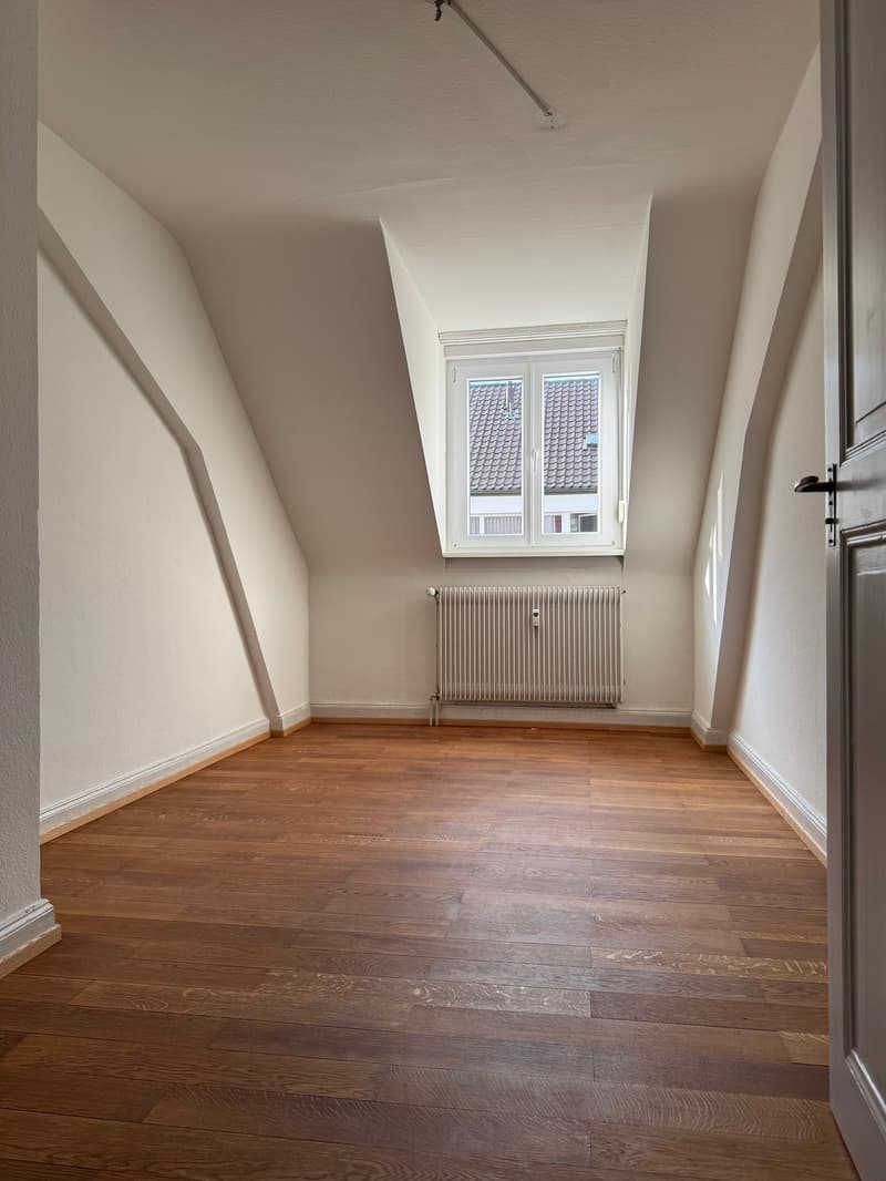 Charmante 4.5-Zimmer-Maisonette-Wohnung an ruhiger Quartierstrasse in Basel (6)